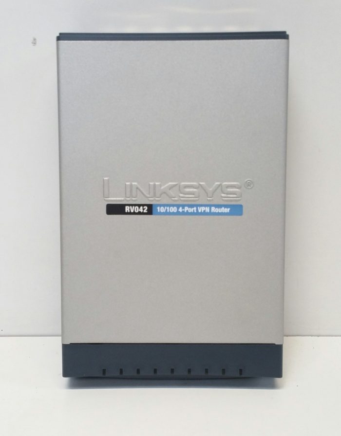 Cisco Linksys RV042 10/100 4-Port VPN Router - Image 2