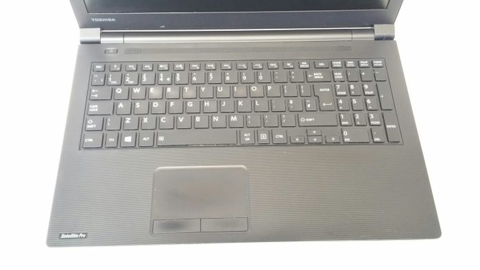 Toshiba Satellite Pro R50-B-12N i5-4210U 4GB RAM 240GB HDD - Image 3
