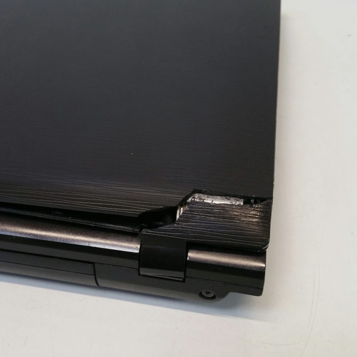 RM Education Notebook 320 W255EU i3-2350M 4GB RAM 120GB SSD - Image 7