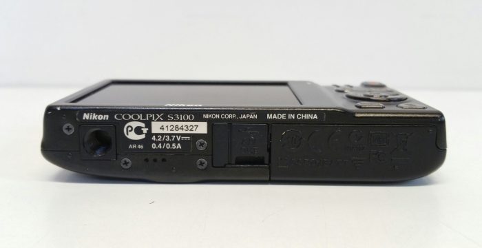 Nikon CoolPix S3100 5x Zoom 14MP Digital Camera - Image 6
