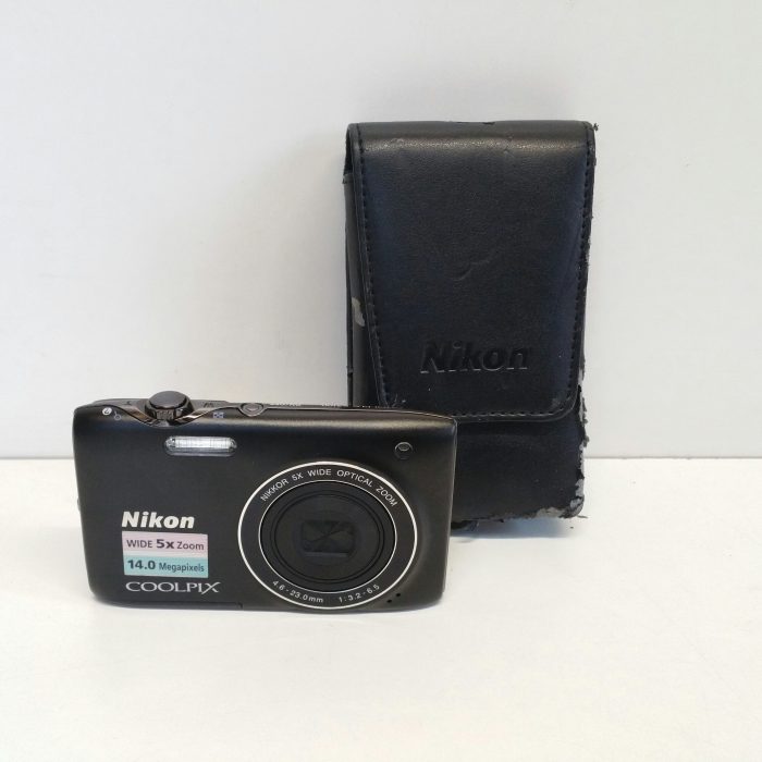 Nikon CoolPix S3100 5x Zoom 14MP Digital Camera - Image 2