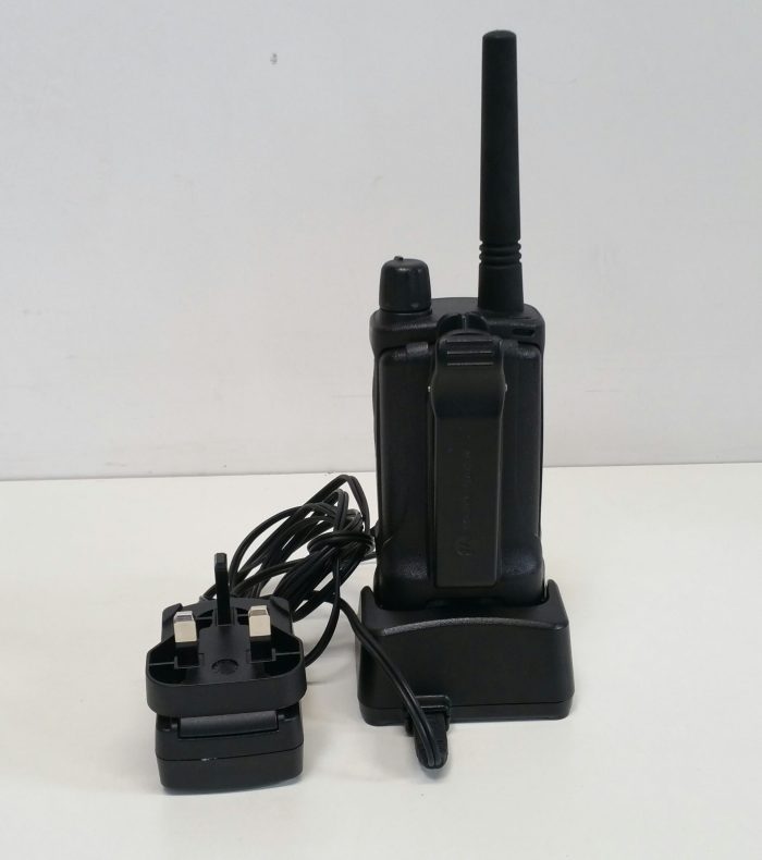 Motorola Walkie-Talkie XT660D Two Way Radio - Image 8
