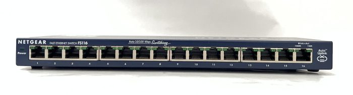 Netgear FS116 Fast Ethernet 16 10/100 Switch - Image 3