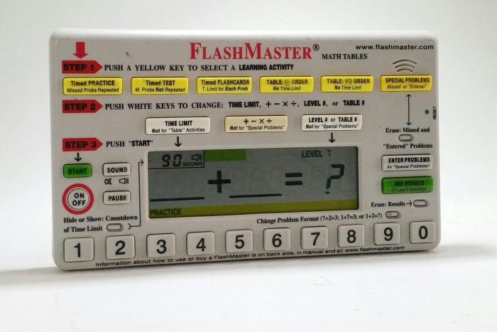 FlashMaster Math Tables Electronic Learning Tool MT1A - Image 4