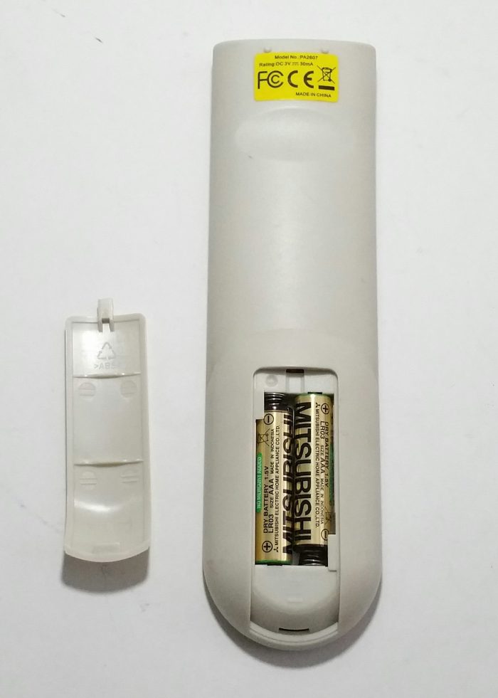 Nec RD-452E Remote Control - Missing Top Cover - Image 3