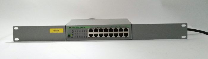 Allied Telesis 16 Ports Unmanaged Fast Ethernet Switch AT-FS716L - Image 2
