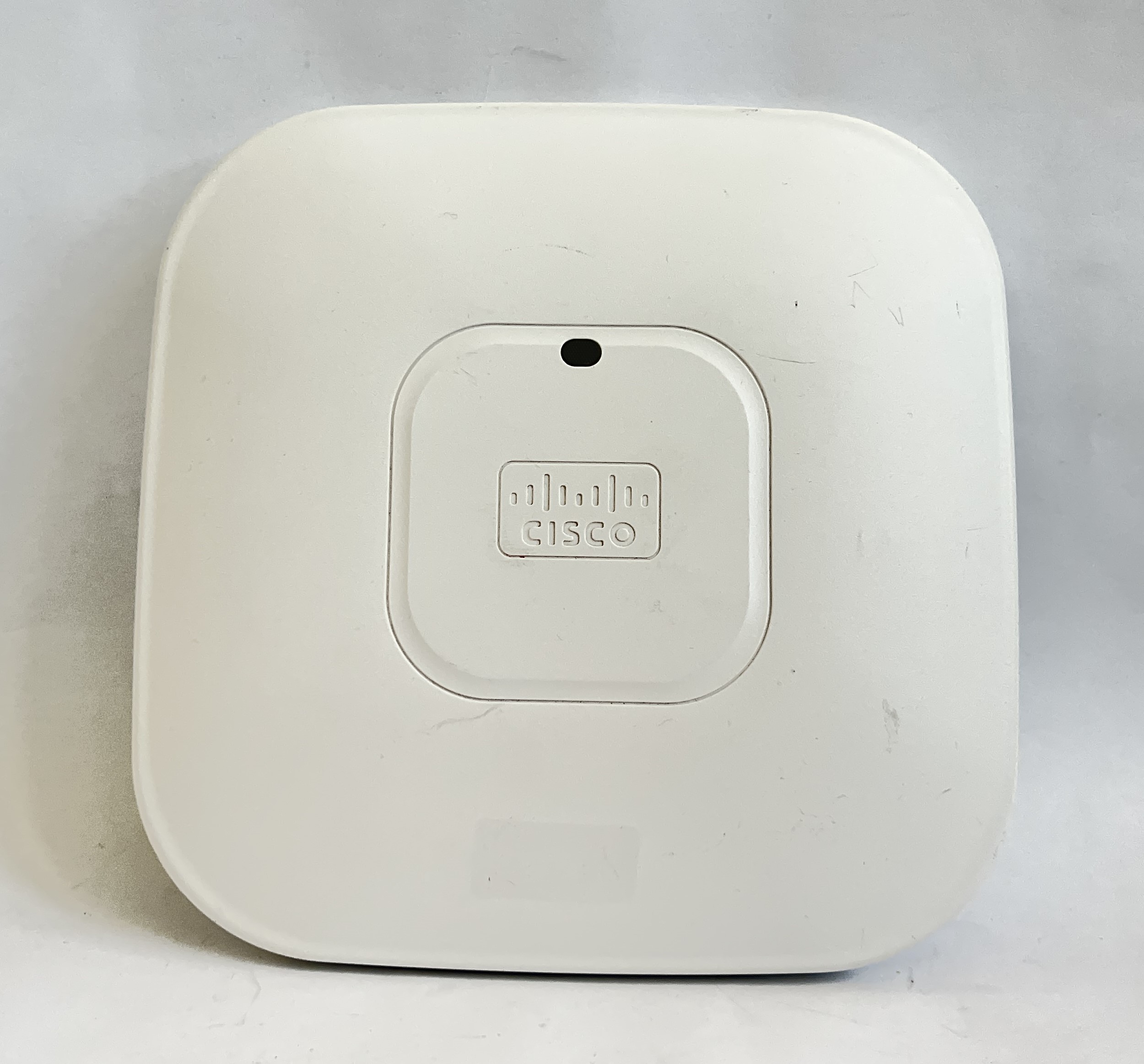 20230807_160756924_iOS Cisco AIR-SAP2602I-E-K9 V01 Aironet 2600 Series 802.11n Dual Band Access Point - Image 1