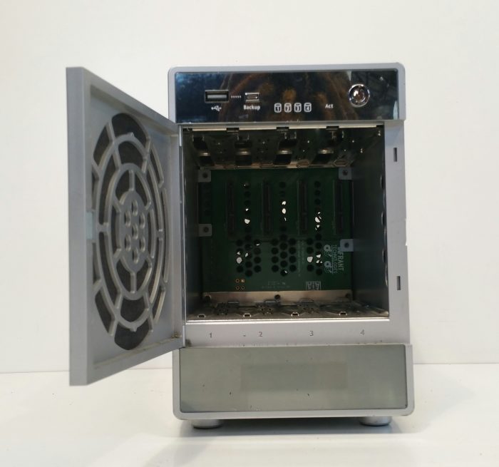 Netgear ReadyNAS NV+ RNDX4210 v3 Network Storage Box without Drives - Image 3