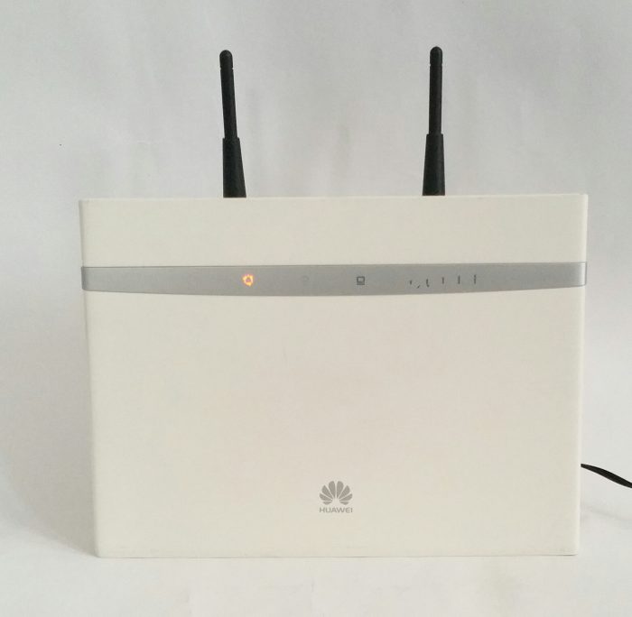 Huawei B525s-23a 4-Port Wireless Router - Image 2