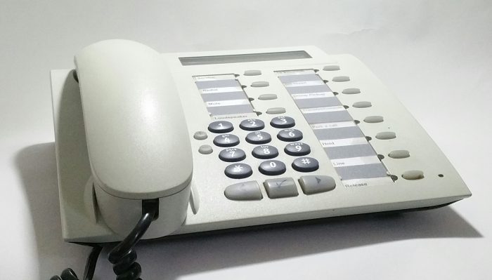 Siemens optiPoint 500 Standard S30817-S7103-A101-10 PoE Desk Phone - Image 2