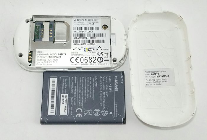 Vodafone R205 Ver. B Mobile Wi-Fi 3G Hotspot - Image 3