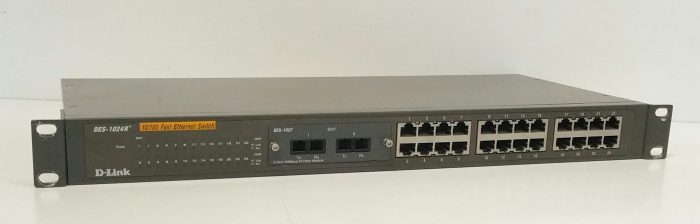 D-Link DES-1024R 24-Port 10/100 Fast Ethernet Switch - Image 2
