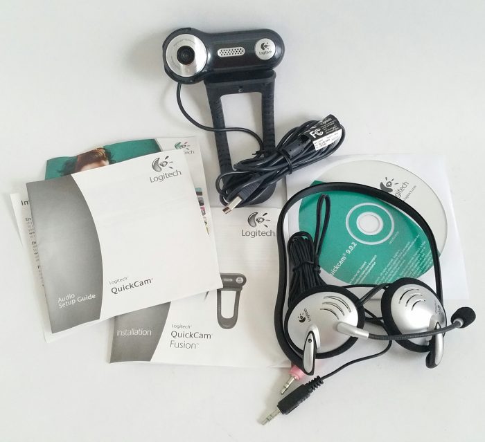 Logitech Quickcam Fusion 1.3 MP Sensor w Ring Light USB Webcam + Clear Audio Headset - Image 3