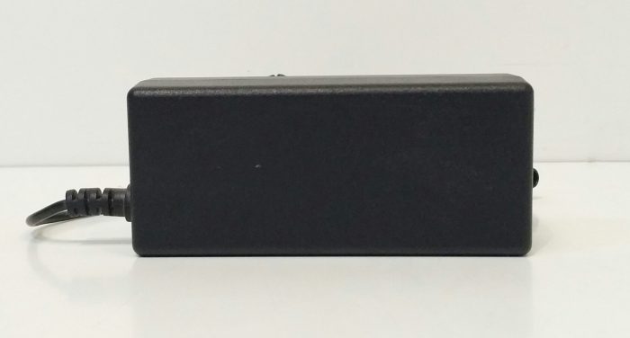 LG LCAP21 AC Adapter 19V 1.3A - Image 2