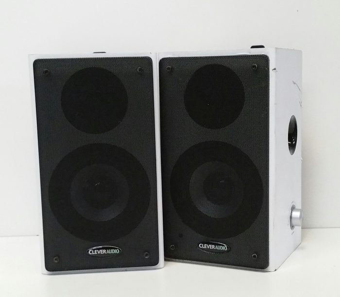 2X Clever Audio 1050037 Wall Mounted Speakers With Mounting Brackets - Image 2