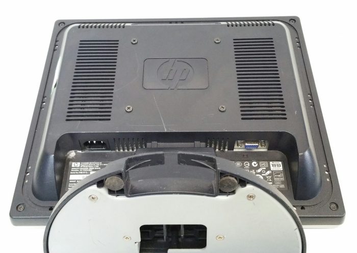 HP L1506 15" LCD Color Monitor VGA - Image 4