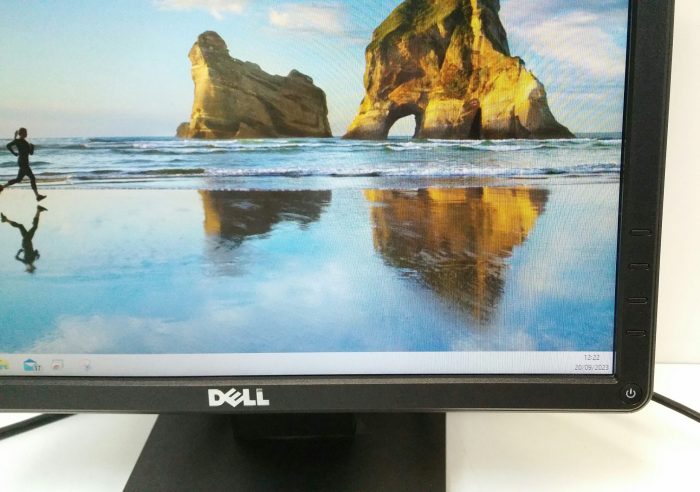 Dell E1715SC 17" LCD Monitor VGA - Image 3