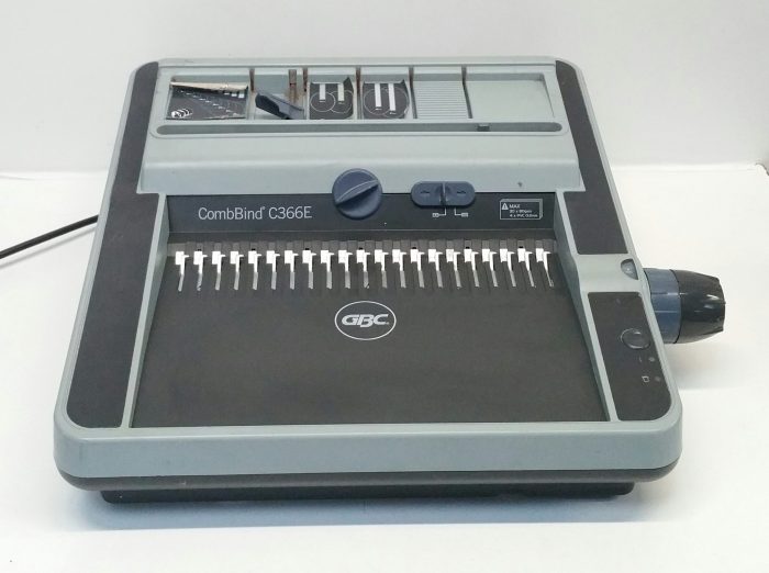 Acco GBC CombBind C366E Comb Binding Machine - Image 2