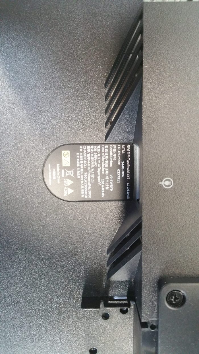 Lenovo ThinkVision LT1952pwD 19" Wide DisplayPort DVI VGA LCD Monitor/ LED Backlight - Image 8