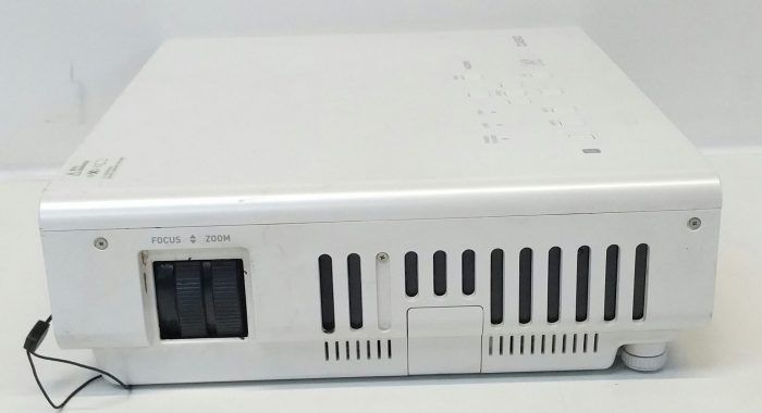 Casio XJ-M130 Data Projector with 7156 Lamp Hours Used - Image 6