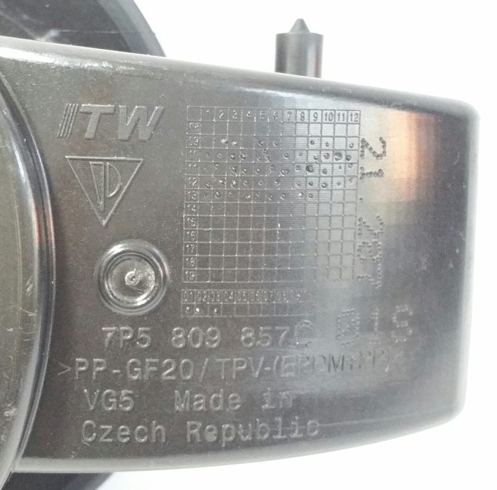 Unbranded Fuel Filler Tank 7P5809857C With a Diesel Fuel Filler Cap 7P6201553B - Image 4