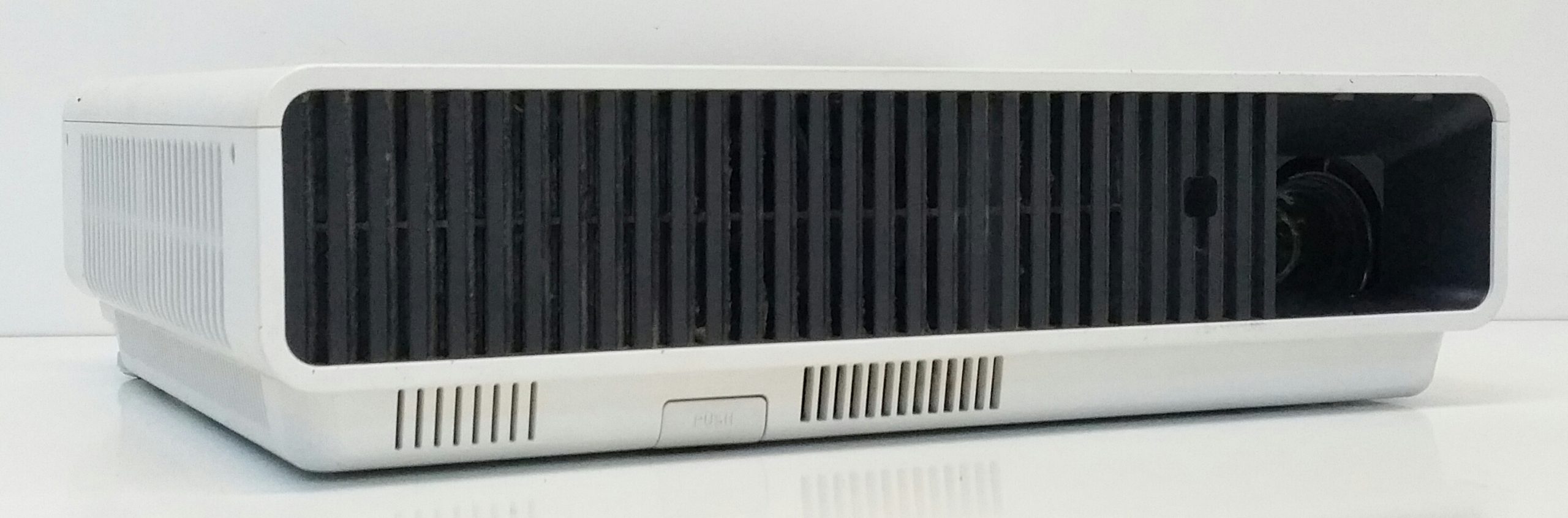 20230907_132153-1 Casio XJ-M130 Data Projector with 9735 Lamp Hours Used - Image 1