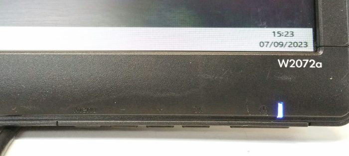 HP W2072a 20" VGA Monitor - Image 5
