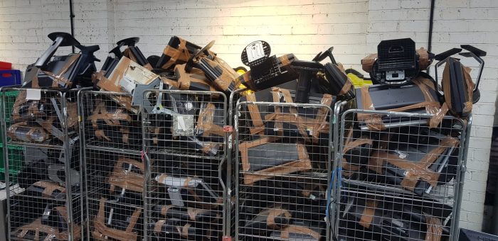 Job Lot of approx. 200 Computer Monitors - Various Makes/Models/Sizes - Image 2