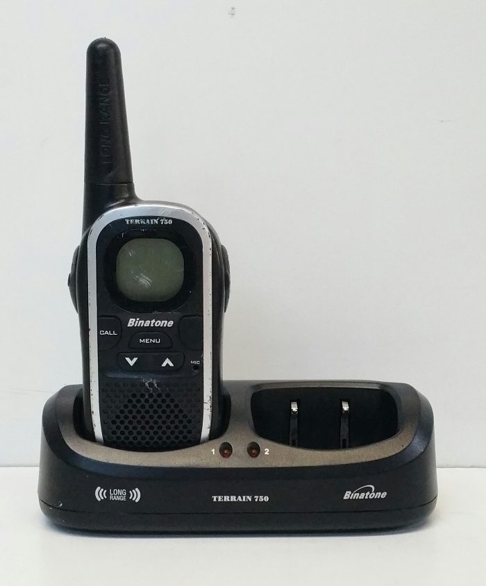 1X Binatone Terrain 750 1040927 Long Range Two Way Radio Walkie Talkie With Terrain 750 Twin Plus Charger Pod - Image 2