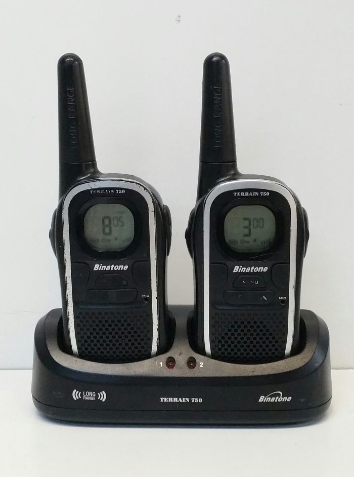 2X Binatone Terrain 750 1040927 Long Range Two Way Radio Walkie Talkie With Terrain 750 Twin Plus Charger Pod - Image 2