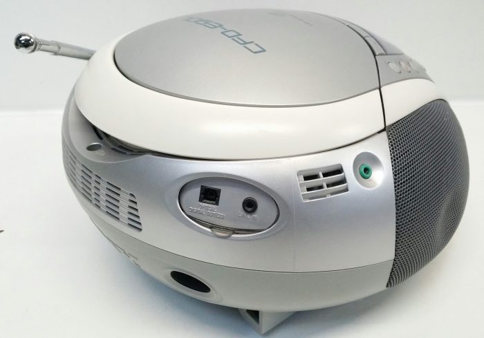 Sony CFD-E90L Compact Disc Digital Audio CD-R/RW Playback Radio - Image 5