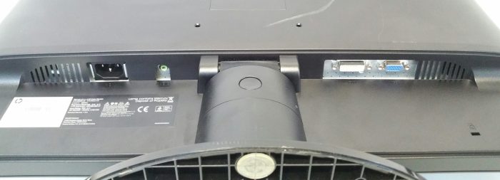 HP S2331a 23" LCD Monitor Power Supply Included - Image 4