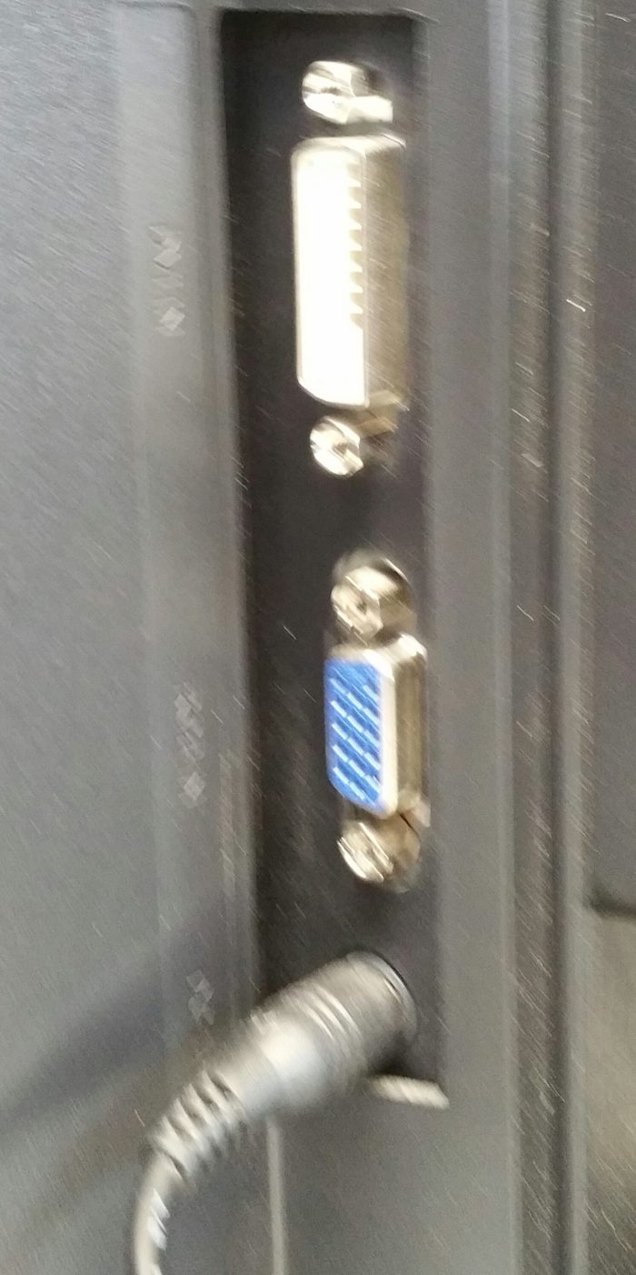 Samsung SyncMaster SA450 19" DVI, VGA Monitor S19A450BW Power Cable Included - Image 4