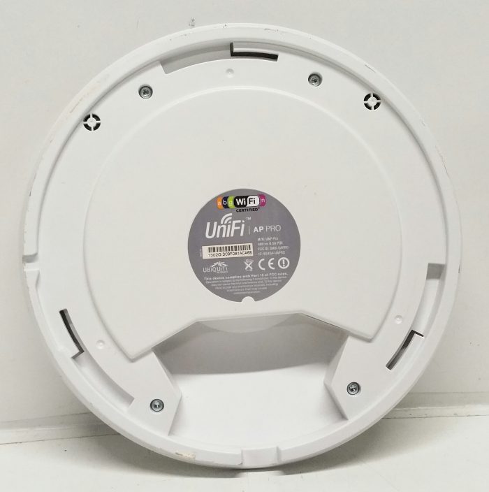 Unifi AP Pro UAP-Pro PoE Access Point - Image 3