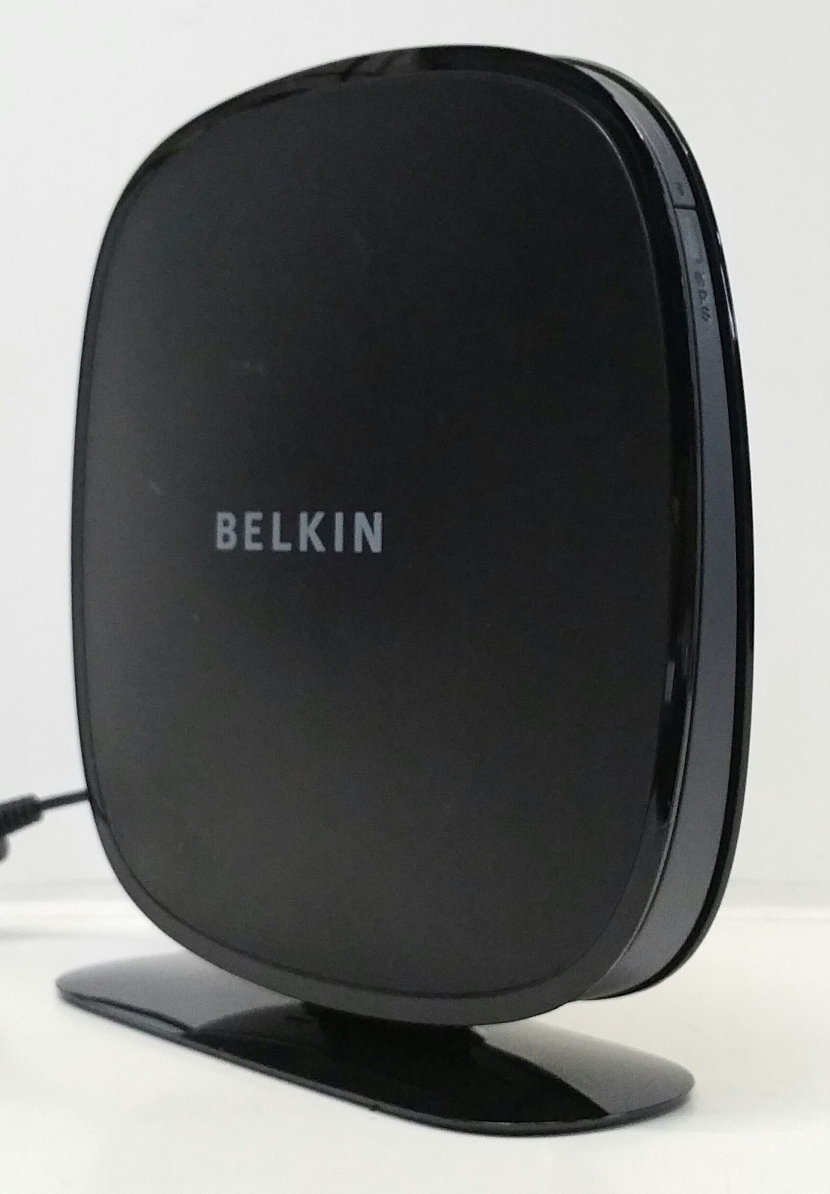 20180302_162534-1 Belkin F9K1105 v1 N450 D13 Wireless N Router - Image 1