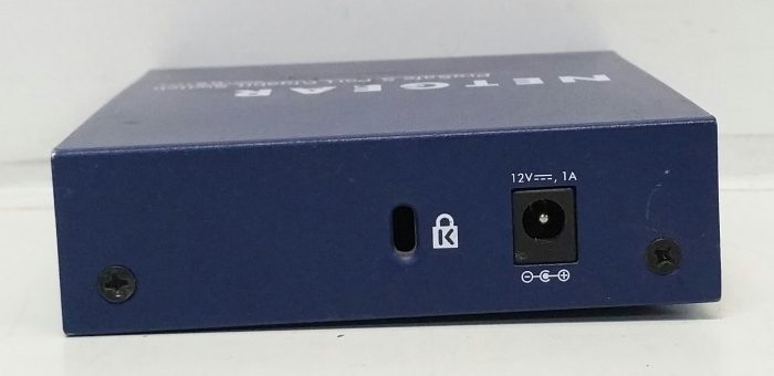 Netgear GS105 v4 ProSafe 5-Port Gigabit Switch - Image 5