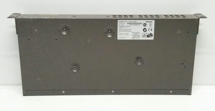 D-Link DES-1024R+ 24-Port 10/100 Fast Ethernet Switch - Image 4