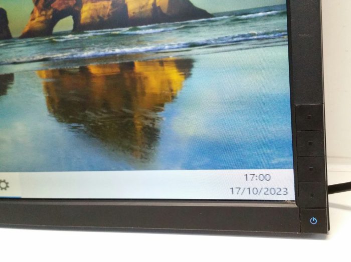 Dell P2311Hb 23" LCD Monitor No Stand - Image 6
