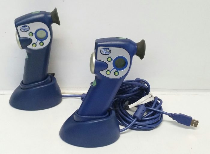 Digital Blue DMC232MB Movie Creator Cameras w Docking Stations - Job Lot x2 - Image 2
