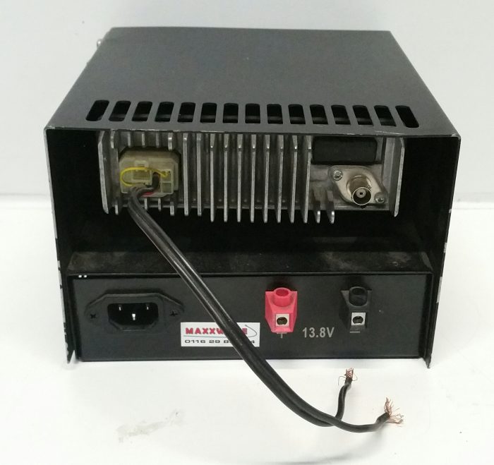 Tait T2000II T2009 2 Way Mobile Transceiver + Tait Power Supply - Image 5