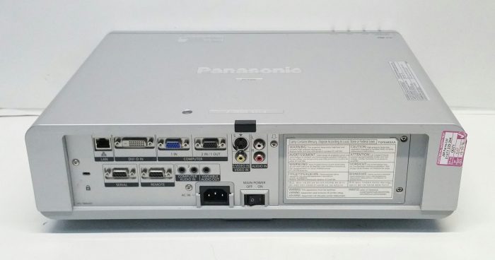 Panasonic PT-F300EA XGA LCD Projector with 1693 Lamp Hours Used - Image 5