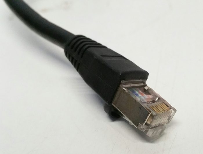 Ubiquiti Instant 802.3AF 48V PoE Adapter with Surge Protection - Image 4