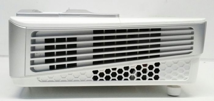 BenQ W1070+ VGA Projector - Image 6