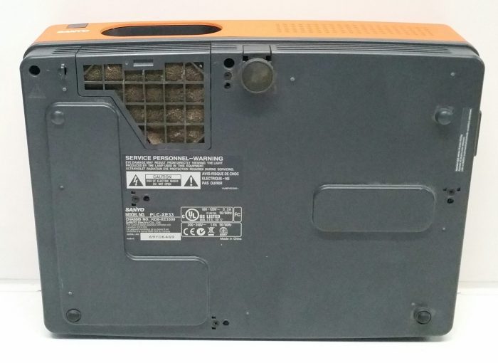 Sanyo XGA PLC-XE33 Projector Orange - Image 4