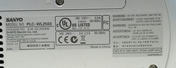 Sanyo PLC-WL2503 WXGA Projector 1636 LH Used - Image 3