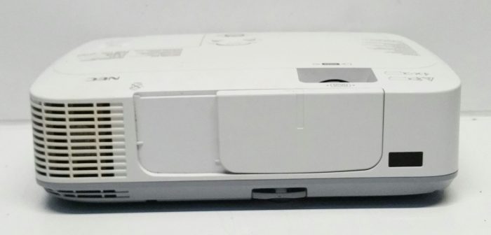 Nec NP-M271X LCD VGA Projector - Image 2