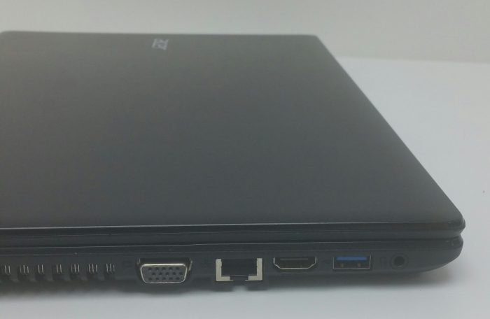 Acer Travelmate P256 Series Z5WBH Windows 10 Pro 15.6" Laptop - Image 6