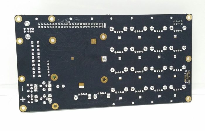 Cambrionix 16 Port USB Hub - Image 3