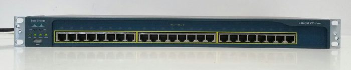 Cisco WS-C2950-24 Catalyst 2950 Series 24 Ports Switch Power Supply Included - Image 2