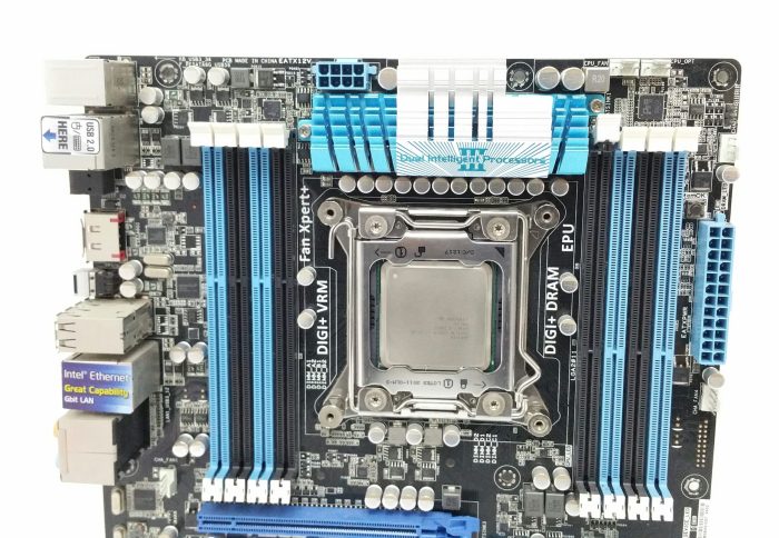 ASUS P9X79 Pro Motherboard with Intel Core i7-3930k - Image 7